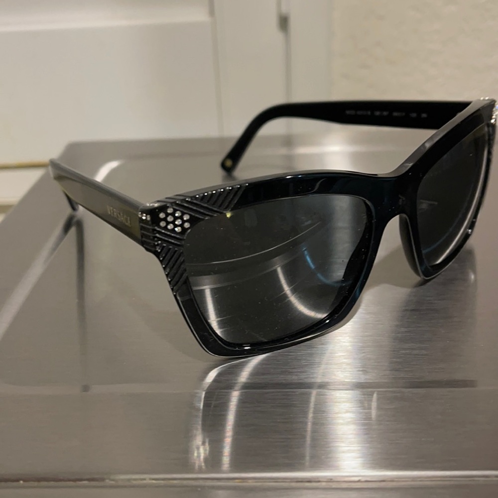 VERSACE BLACK & RHINESTONE SUNGLASSES